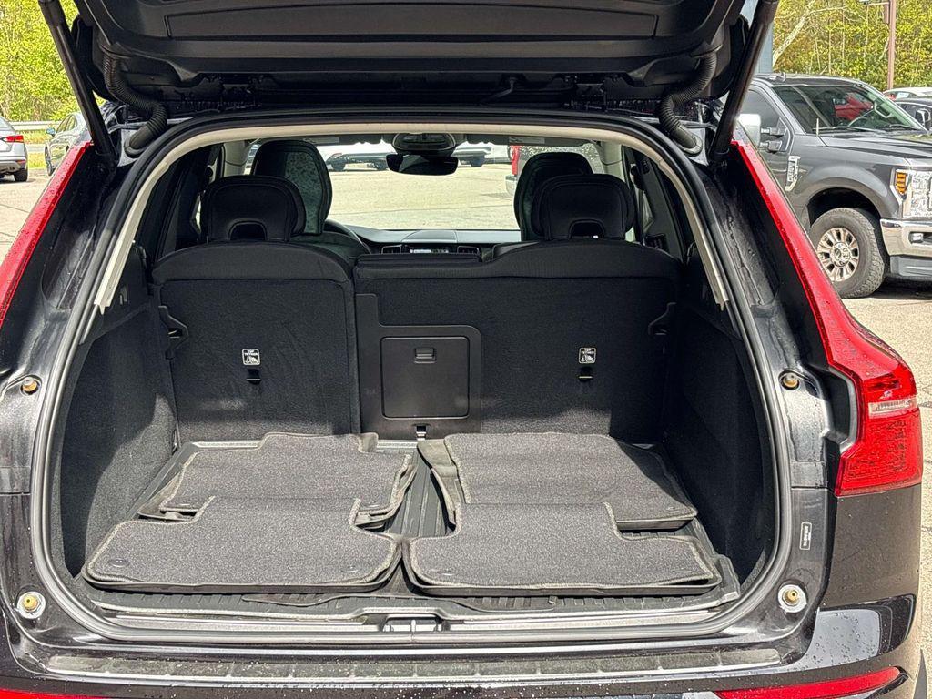 used 2023 Volvo XC60 car, priced at $32,885