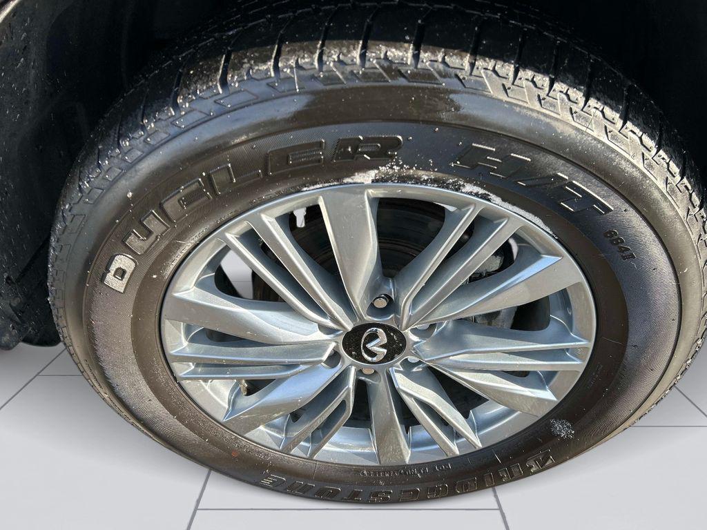 used 2024 INFINITI QX80 car, priced at $40,900