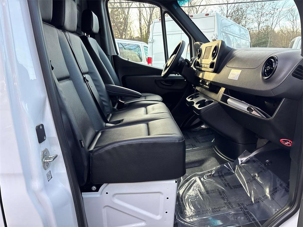used 2022 Mercedes-Benz Sprinter 4500 car, priced at $59,897