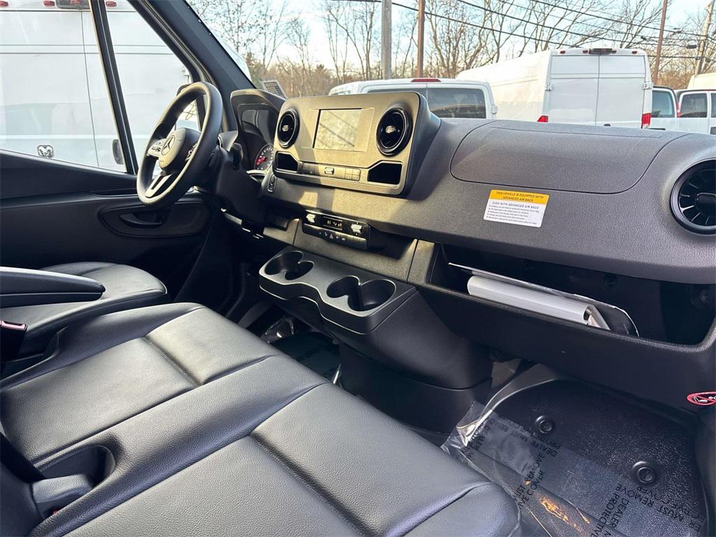 used 2022 Mercedes-Benz Sprinter 4500 car, priced at $59,897