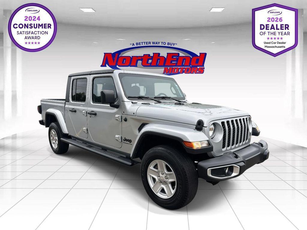 used 2023 Jeep Gladiator car, priced at $28,498
