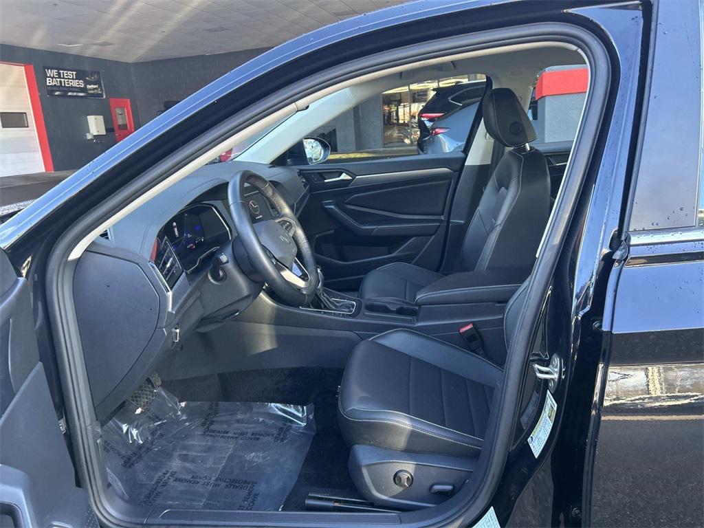 used 2024 Volkswagen Jetta car, priced at $19,999