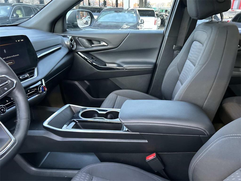 used 2025 Chevrolet Equinox car, priced at $26,500