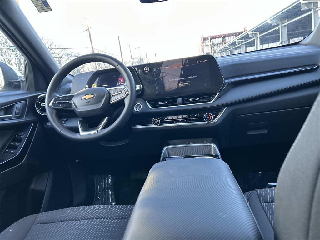 used 2025 Chevrolet Equinox car, priced at $26,500