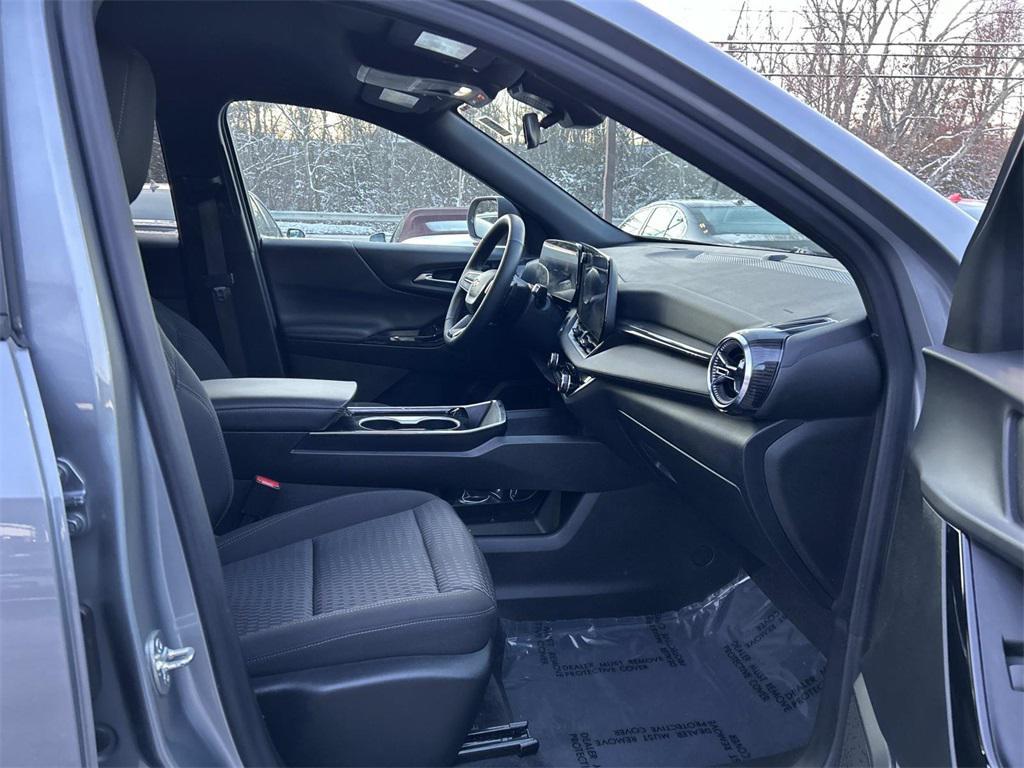 used 2025 Chevrolet Equinox car, priced at $26,500