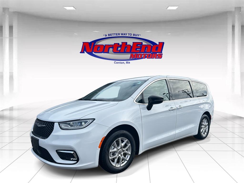 used 2024 Chrysler Pacifica car, priced at $30,990
