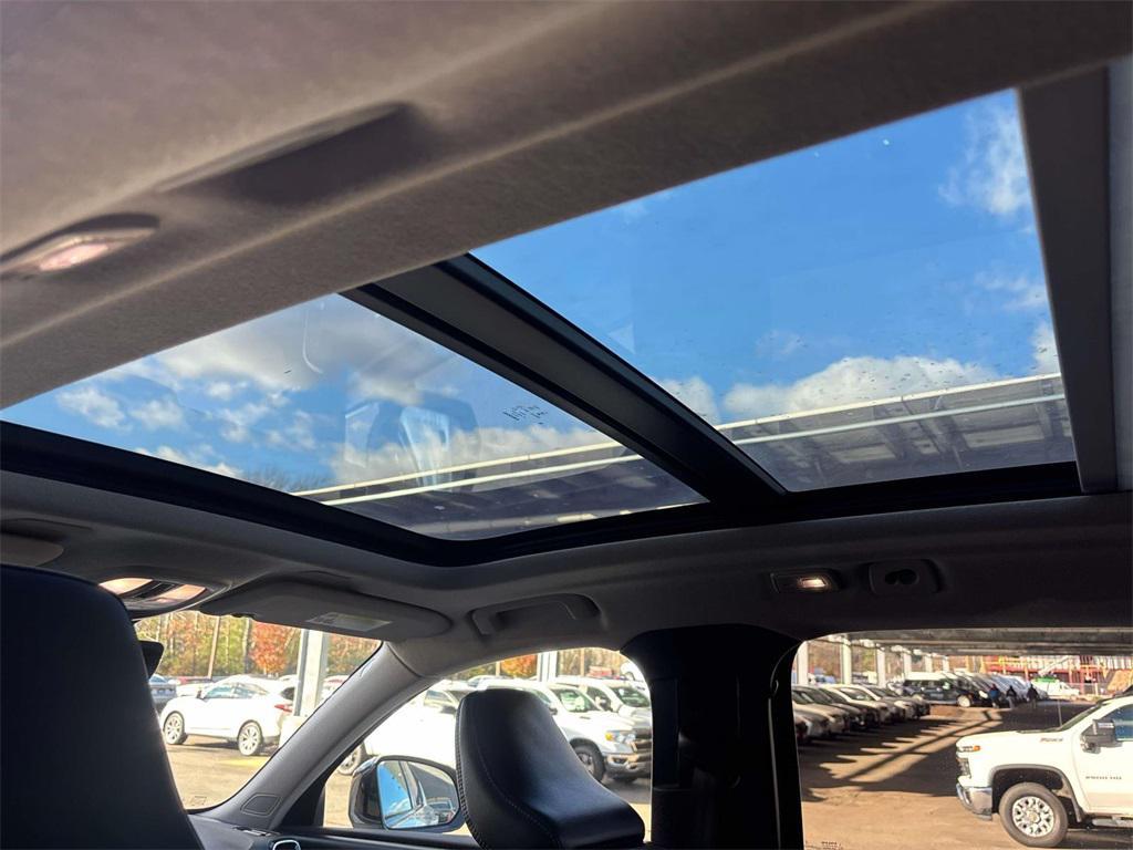 used 2024 Volvo XC40 car, priced at $28,990