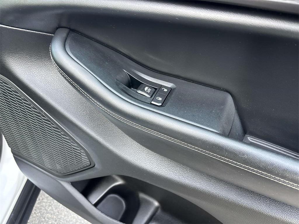 used 2023 Jeep Grand Cherokee car, priced at $28,990