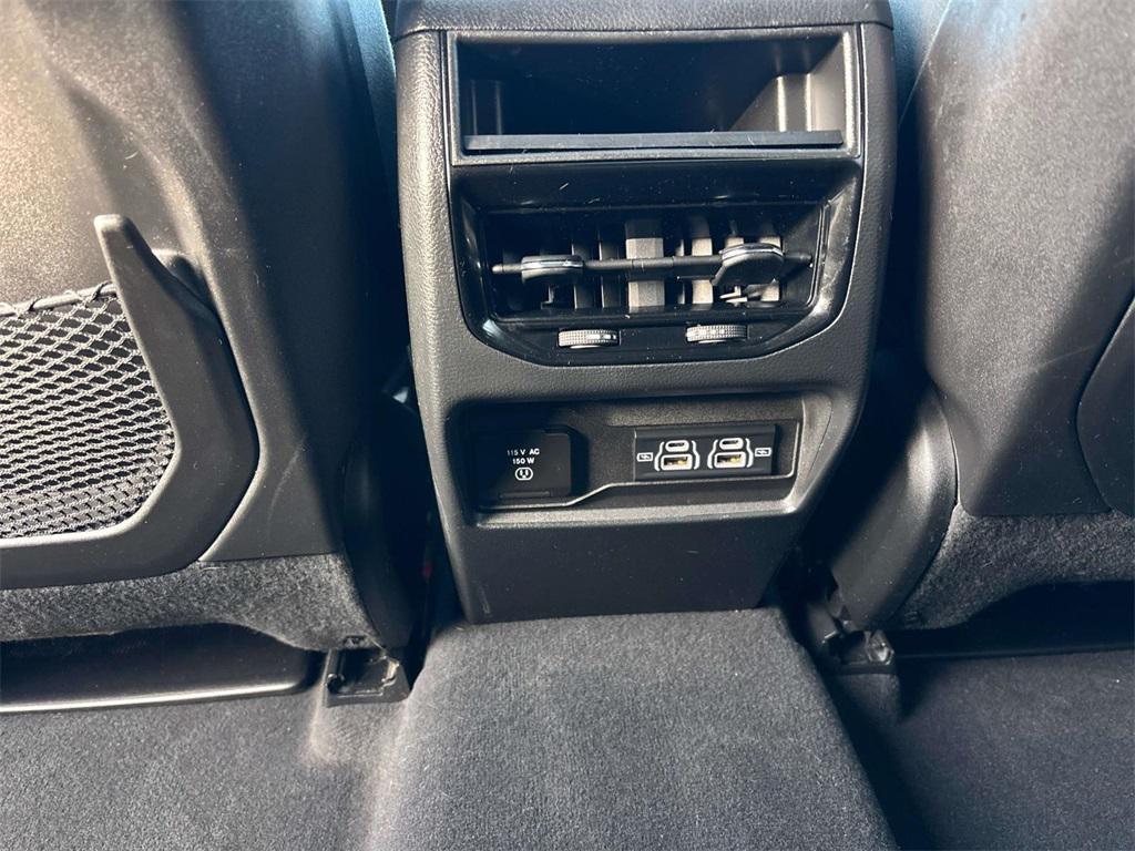 used 2023 Jeep Grand Cherokee car, priced at $28,990