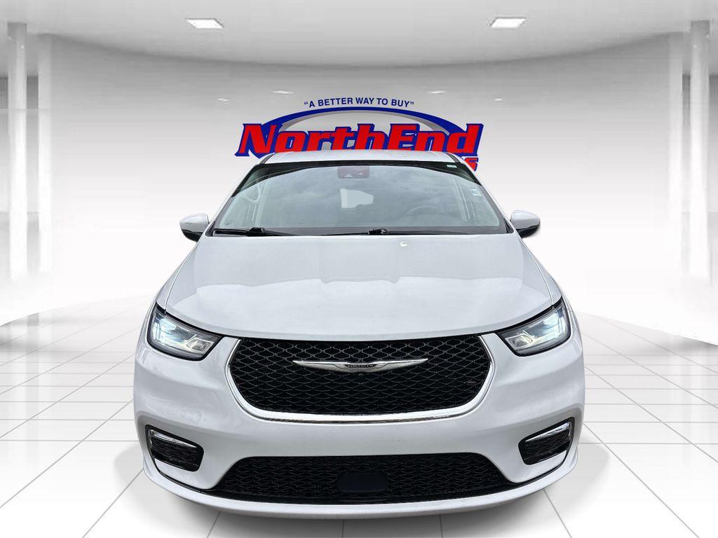 used 2023 Chrysler Pacifica car, priced at $22,883