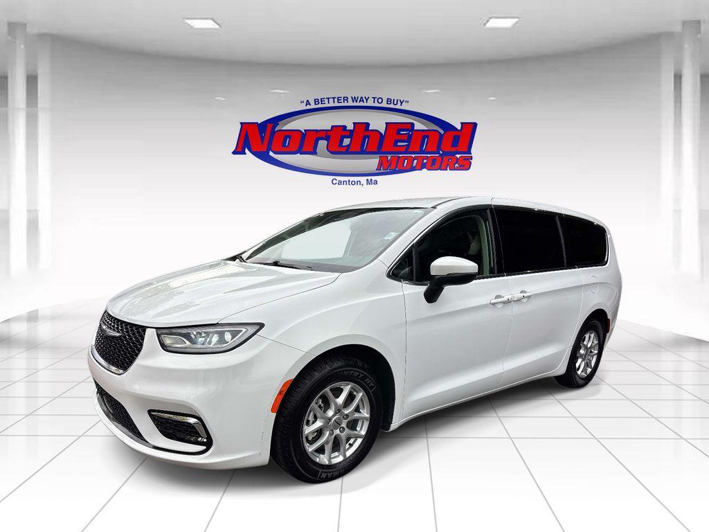used 2023 Chrysler Pacifica car, priced at $22,883