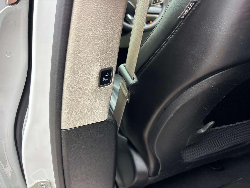 used 2023 Chrysler Pacifica car, priced at $22,883