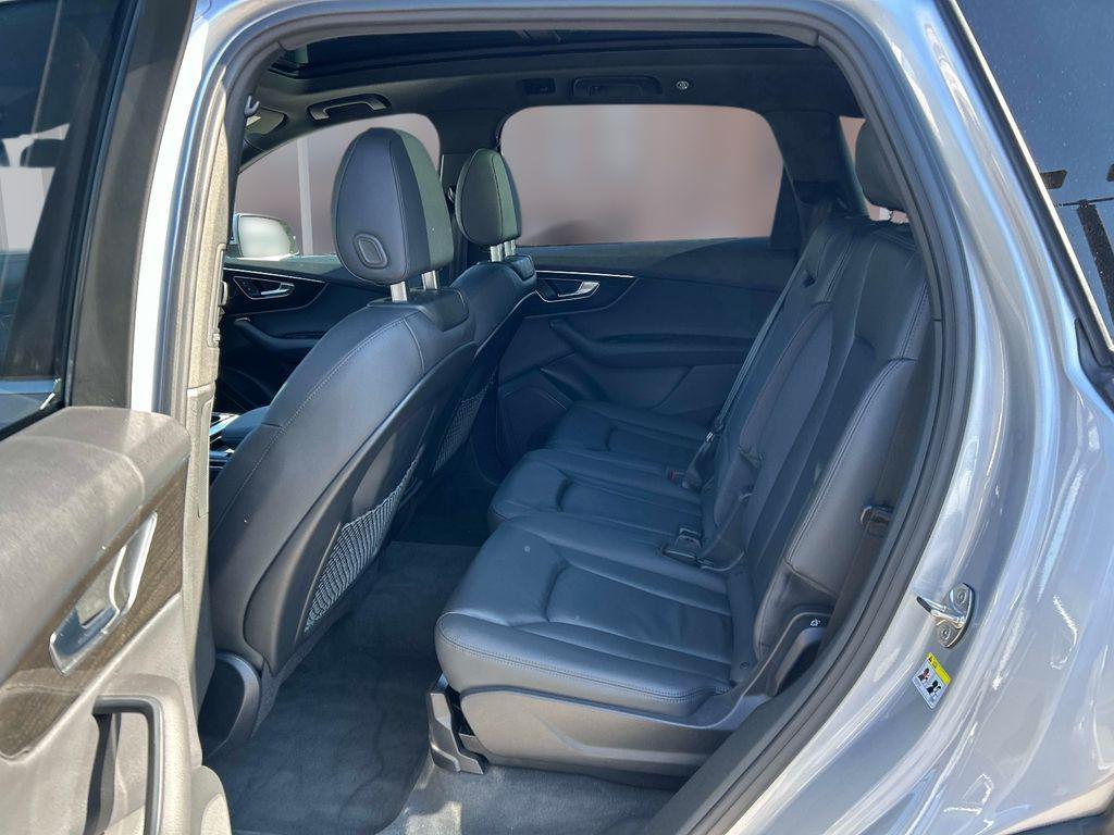 used 2022 Audi Q7 car, priced at $34,395