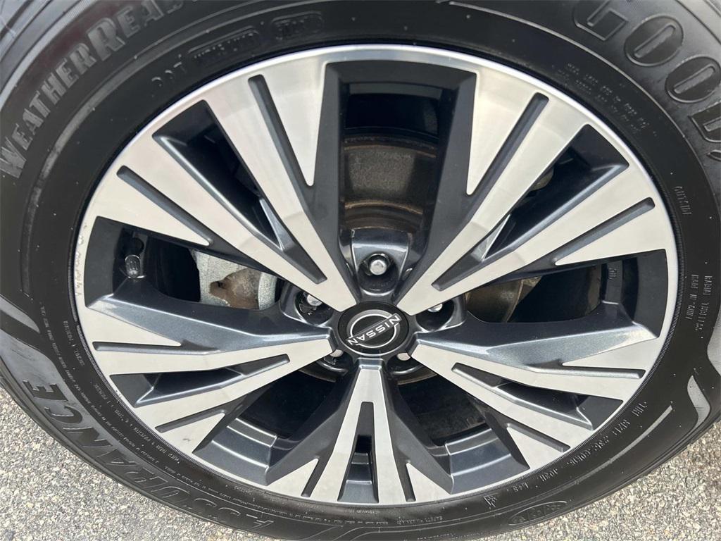 used 2022 Nissan Rogue car, priced at $18,990