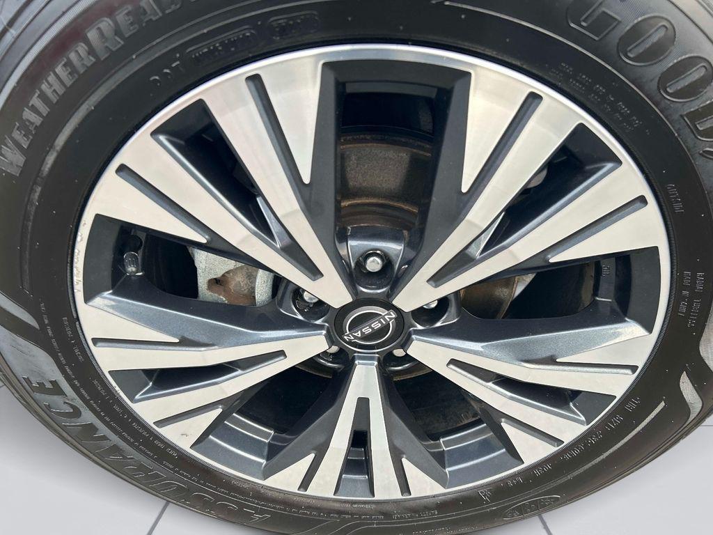 used 2022 Nissan Rogue car, priced at $18,989