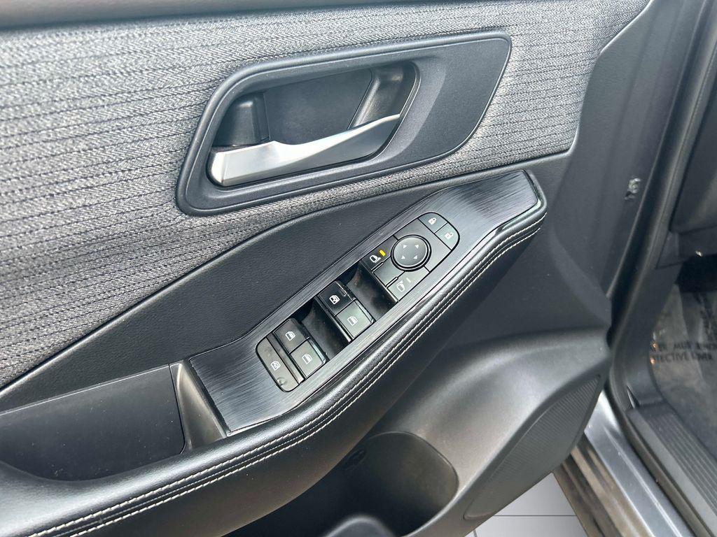 used 2022 Nissan Rogue car, priced at $18,989