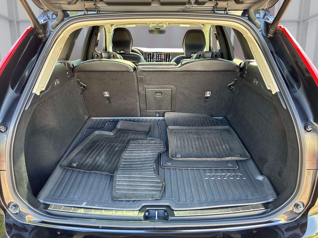 used 2023 Volvo XC60 car, priced at $26,885