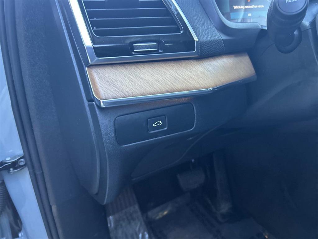 used 2024 Volvo XC90 car, priced at $40,900