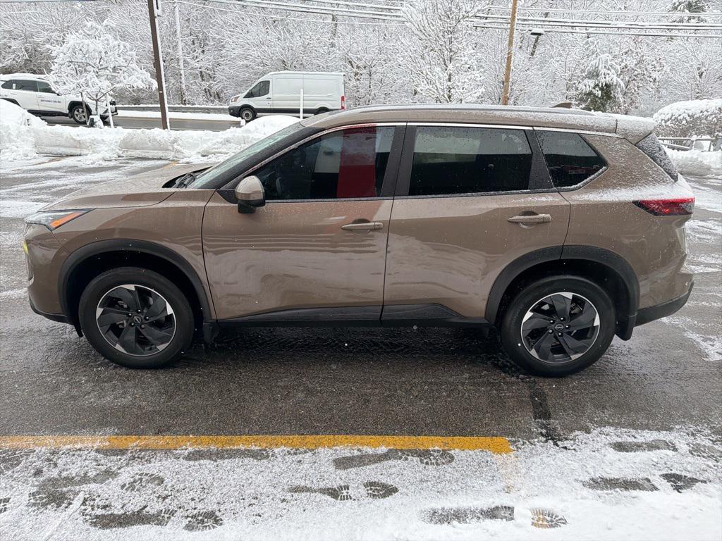 used 2024 Nissan Rogue car, priced at $18,990