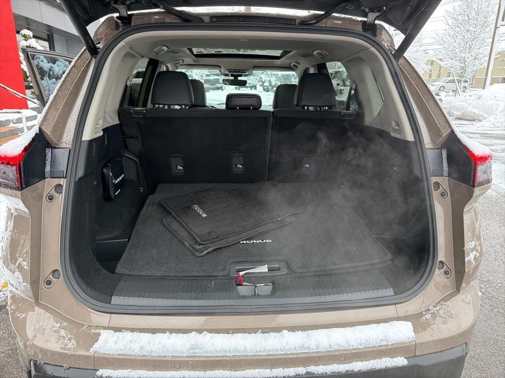 used 2024 Nissan Rogue car, priced at $18,990