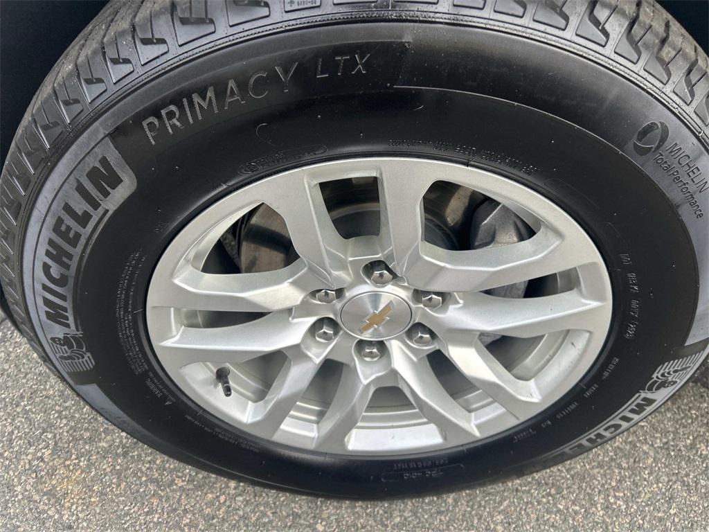 used 2024 Chevrolet Tahoe car, priced at $48,990