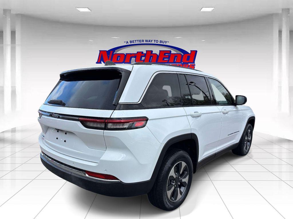 used 2022 Jeep Grand Cherokee 4xe car, priced at $27,395
