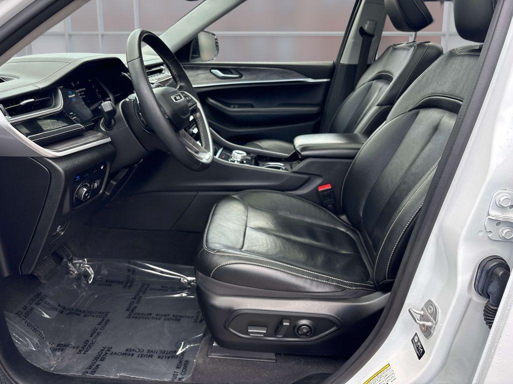 used 2022 Jeep Grand Cherokee 4xe car, priced at $27,395