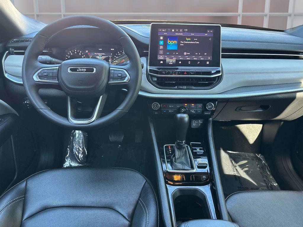 used 2025 Jeep Compass car, priced at $23,394