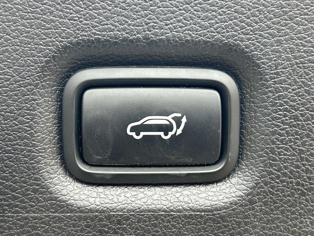 used 2022 Hyundai Santa Fe car, priced at $27,395