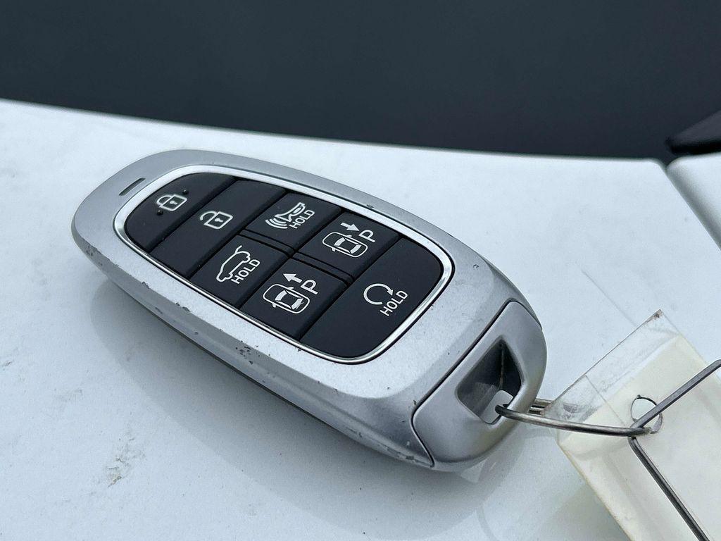 used 2022 Hyundai Santa Fe car, priced at $27,395