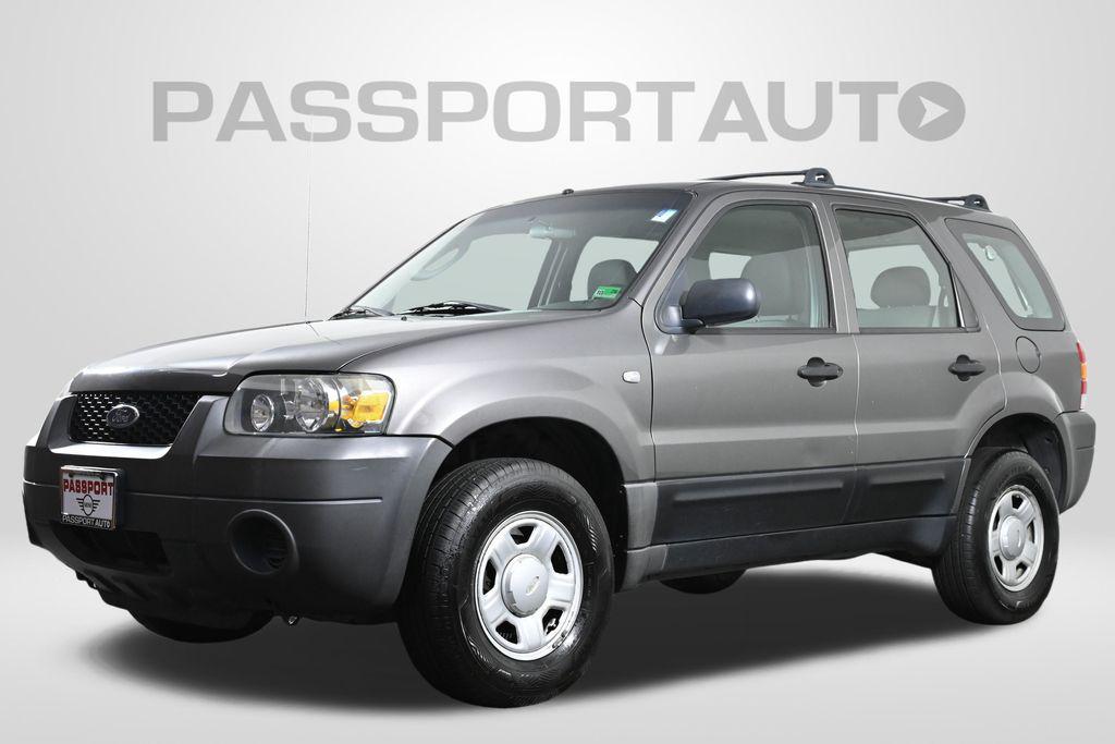 used 2006 Ford Escape car, priced at $4,500