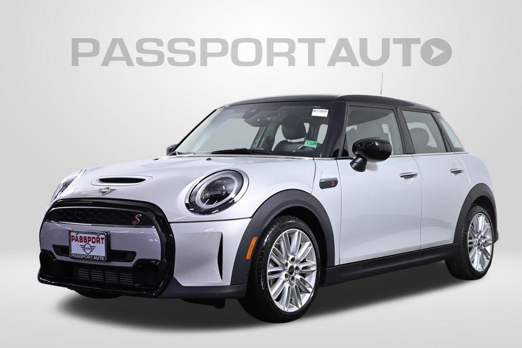 used 2023 MINI Hardtop car, priced at $24,500