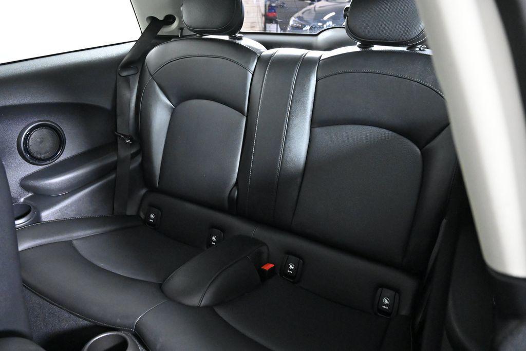 used 2019 MINI Hardtop car, priced at $17,000