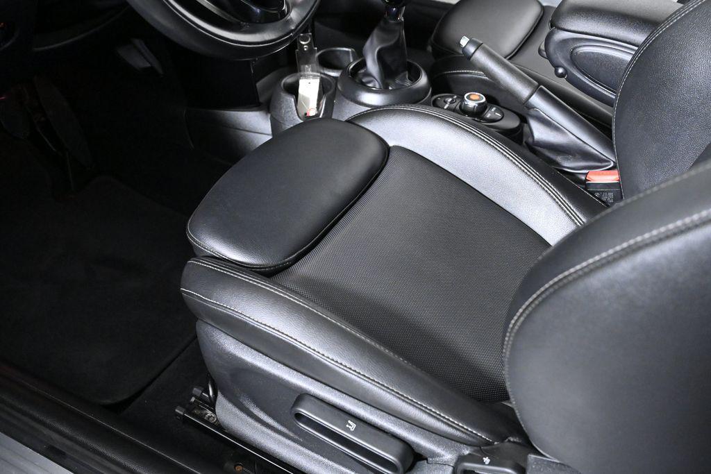 used 2019 MINI Hardtop car, priced at $17,000