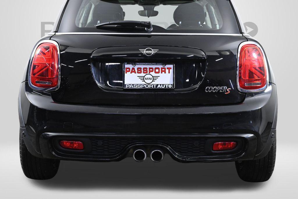 used 2019 MINI Hardtop car, priced at $17,000