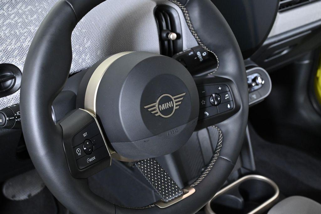 used 2025 MINI Hardtop car, priced at $30,000