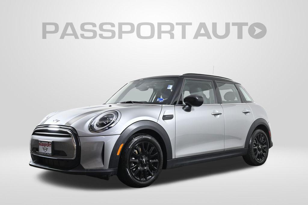 used 2023 MINI Hardtop car, priced at $25,000