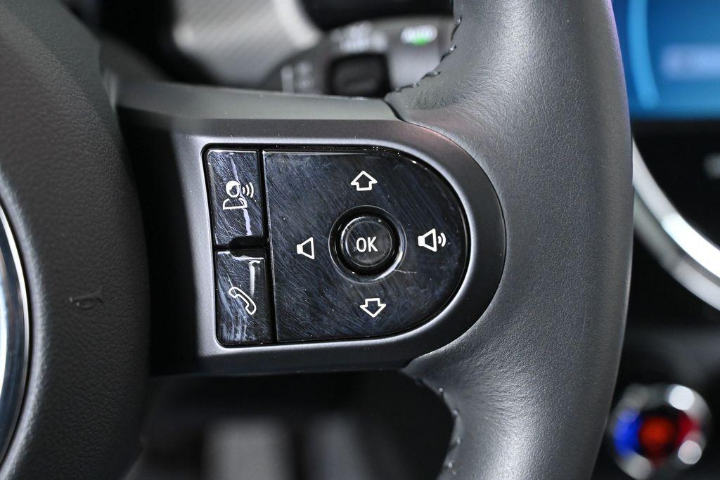 used 2023 MINI Hardtop car, priced at $25,000