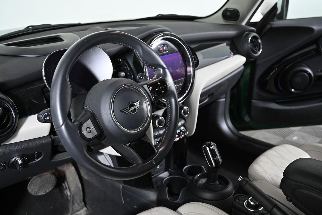 used 2023 MINI Hardtop car, priced at $27,000