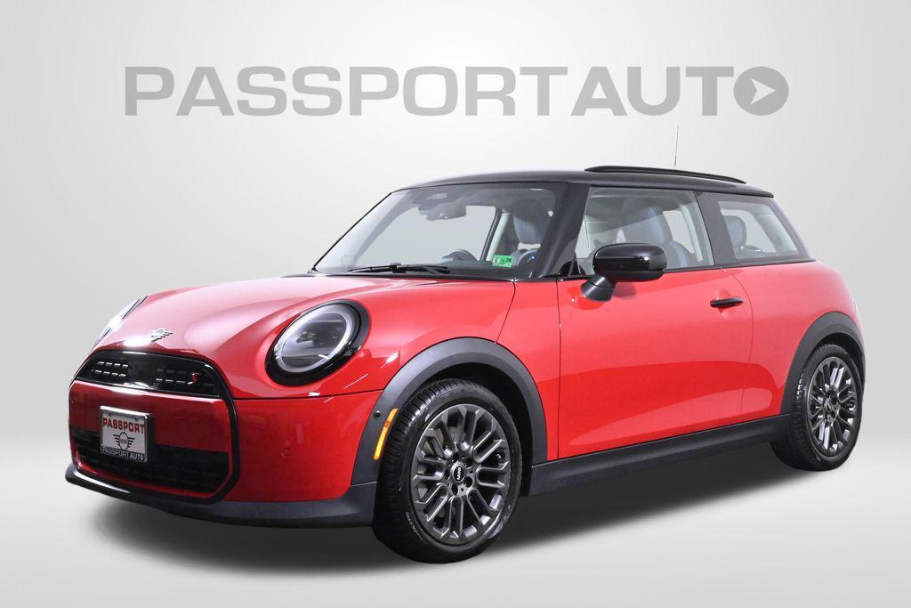 used 2025 MINI Hardtop car, priced at $28,500
