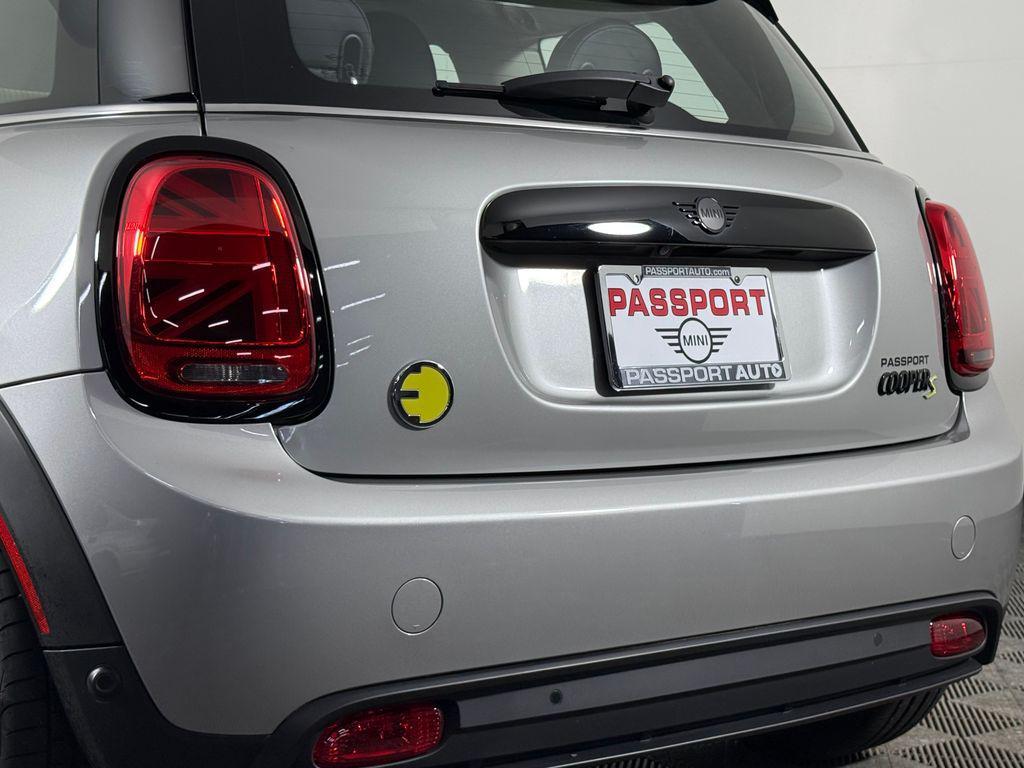 used 2024 MINI Hardtop car, priced at $26,500