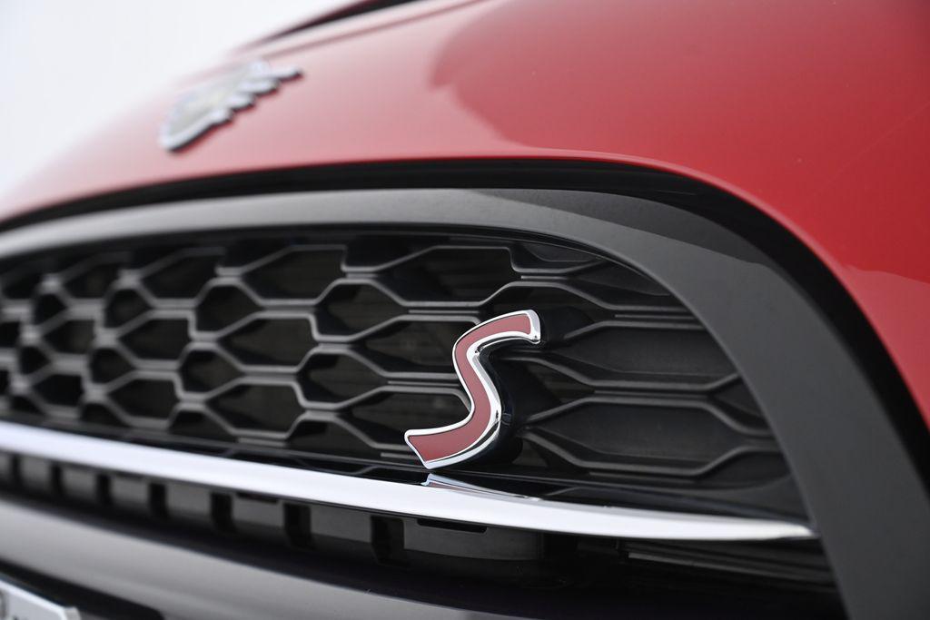 used 2021 MINI Hardtop car, priced at $20,000