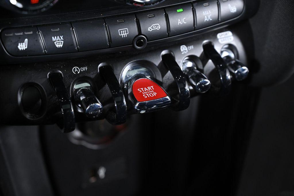 used 2021 MINI Hardtop car, priced at $20,000