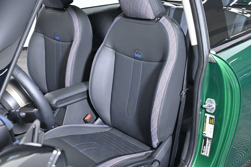 used 2025 MINI Hardtop car, priced at $27,000