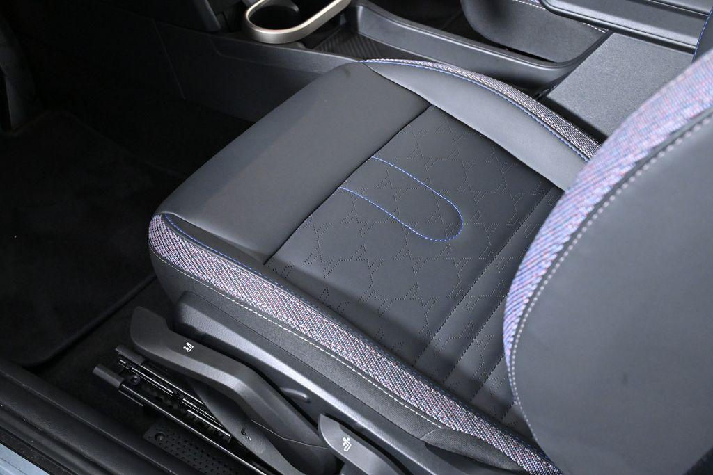 used 2025 MINI Hardtop car, priced at $27,000