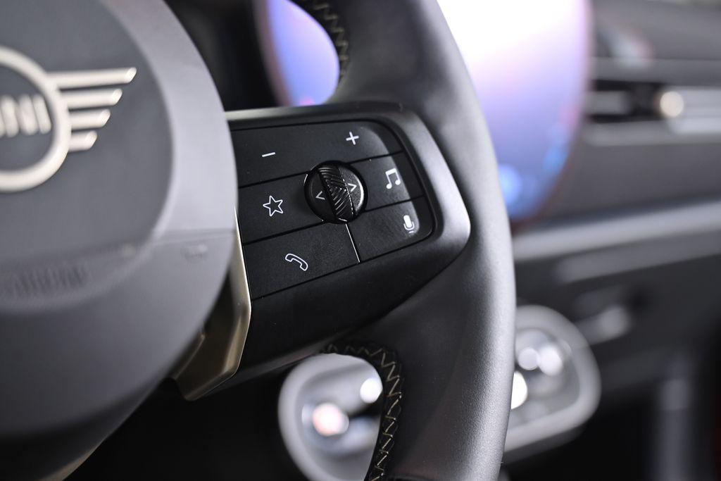 used 2025 MINI Hardtop car, priced at $27,000