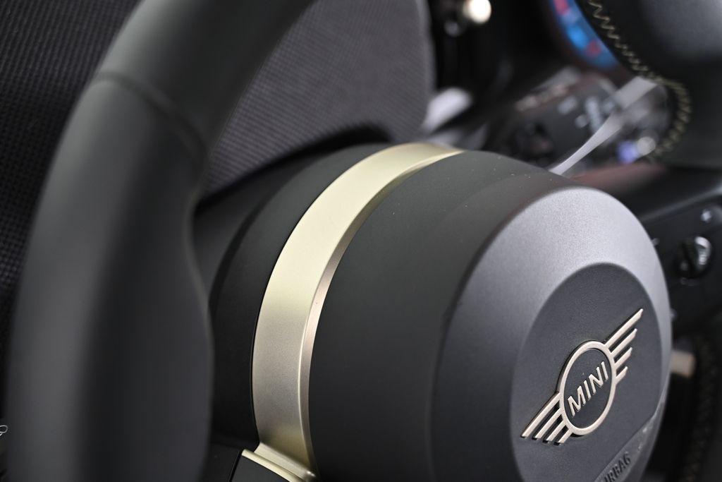 used 2025 MINI Hardtop car, priced at $27,000