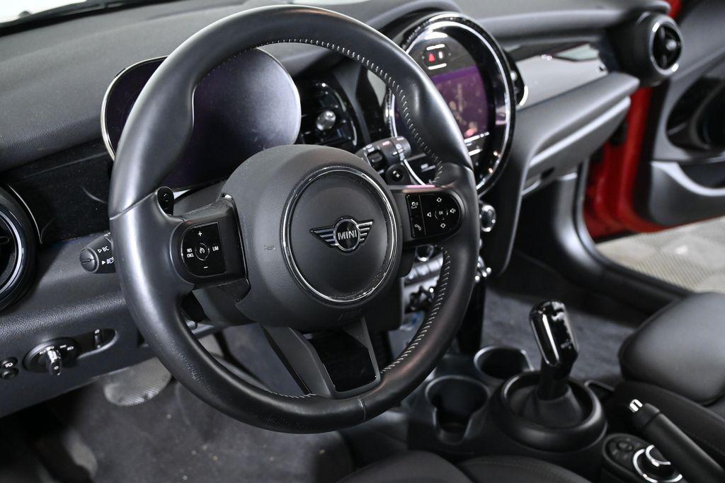 used 2024 MINI Hardtop car, priced at $29,000