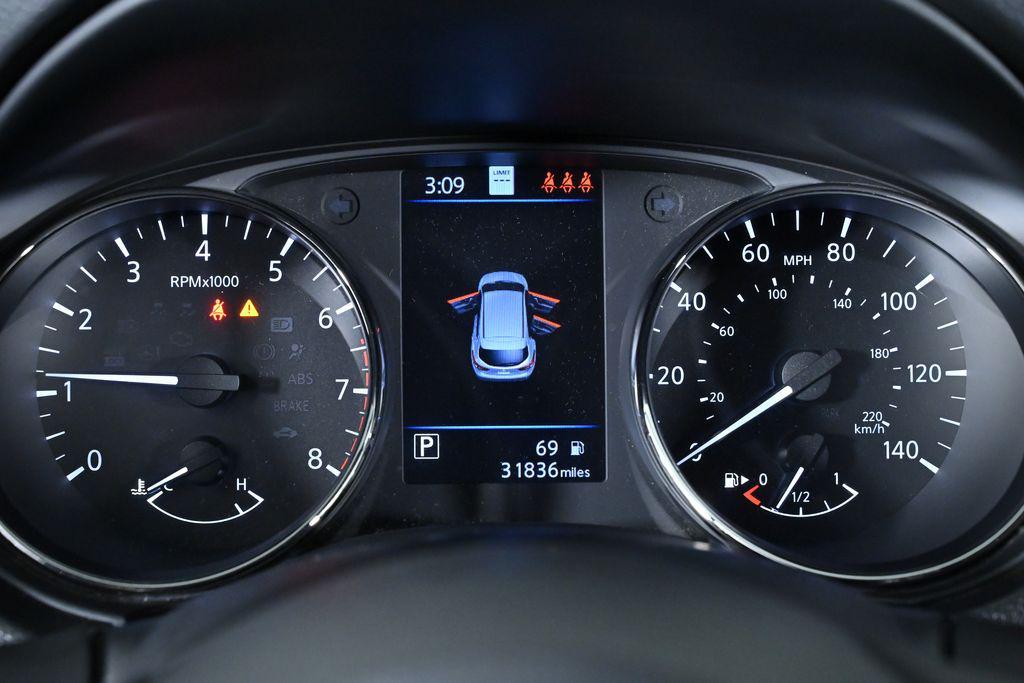 used 2022 Nissan Rogue Sport car, priced at $21,400