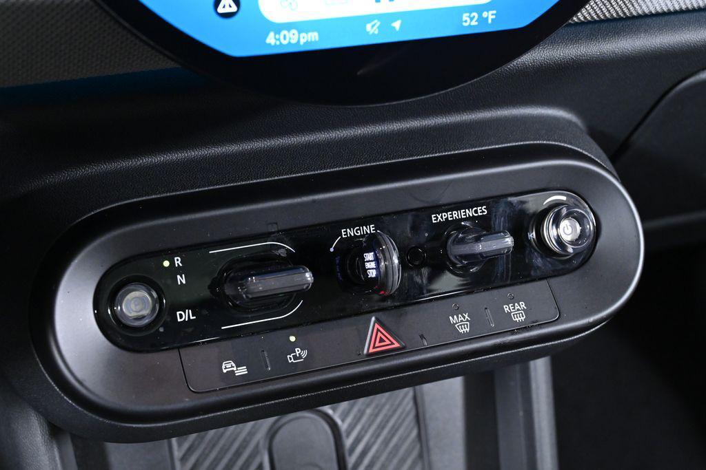 used 2025 MINI Hardtop car, priced at $28,000